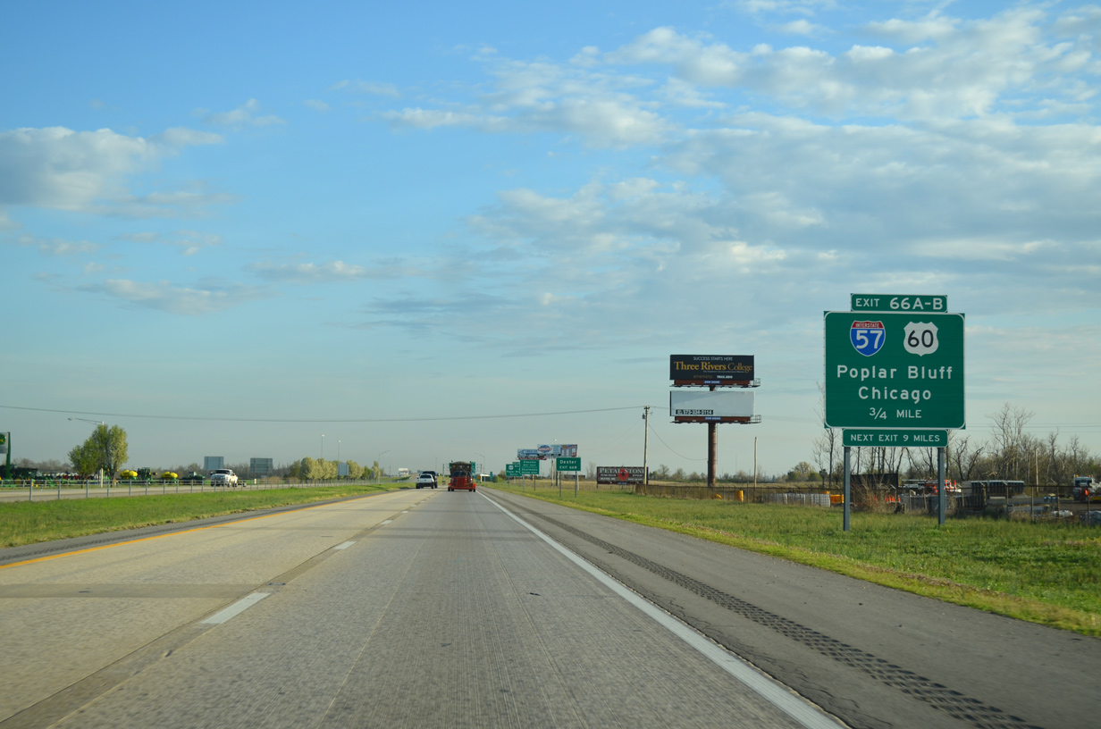 I-55 south at I-57/US 60 - Sikeston, MO