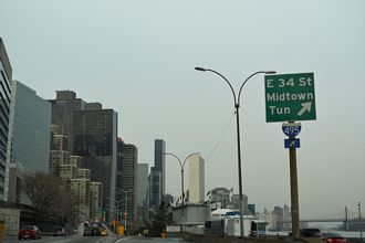 FDR Drive north at E 34th St - Manhattan, NY