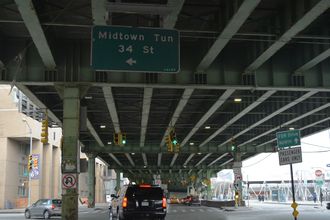 FDR Drive north at E 34th St - Manhattan, NY