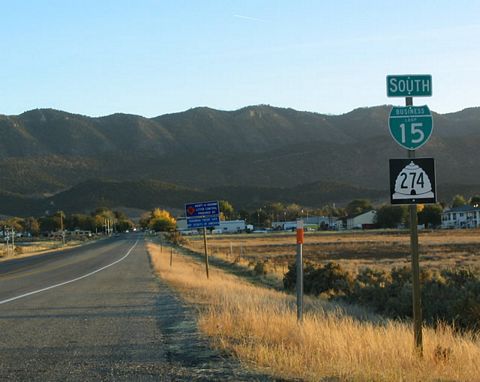 Business Loop I-15/SR 274 south in Parowan, Utah