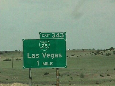 I-25 north one mile ahead of Business Loop I-25 into Las Vegas, NM