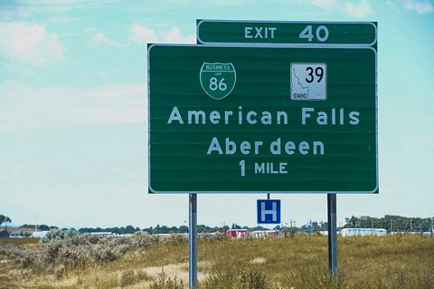 I-86/US 30 west at Business Loop I-86/SH 39 to American Falls, ID