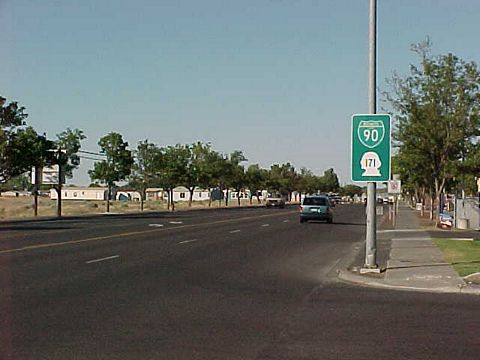 Business Loop I-90/SR 171 north at Broadway in Moses Lake, WA