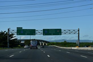 Primary Highway 22 west at the beginning of Puerto Rico Interstate 1