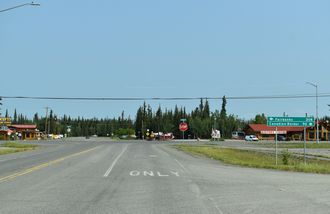 I-A1/SR 1 (Tok Cutoff Highway) north at I-A2/SR 2 (Alaska Highway)