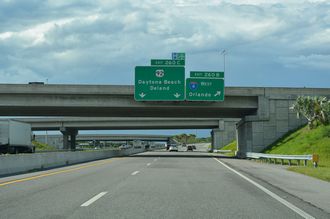 Exit 260 B loops onto I-4 west from the end of SR 400 toward DeLand, Florida.