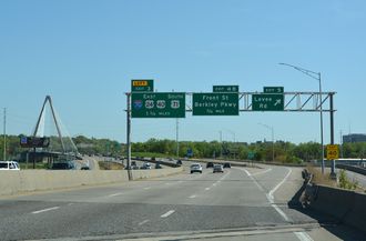 I-29/35 south at I-70 - Kansas City, MO