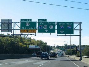 I-29/35 south at I-70/US 40 - 2004