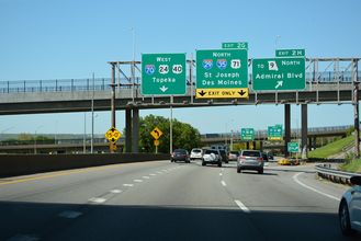 I-70/US 24-40 west at I-29/35/US 71 - Kansas City, MO