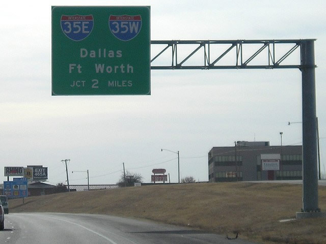 IH 35 south at IH 35E/W - Denton, TX