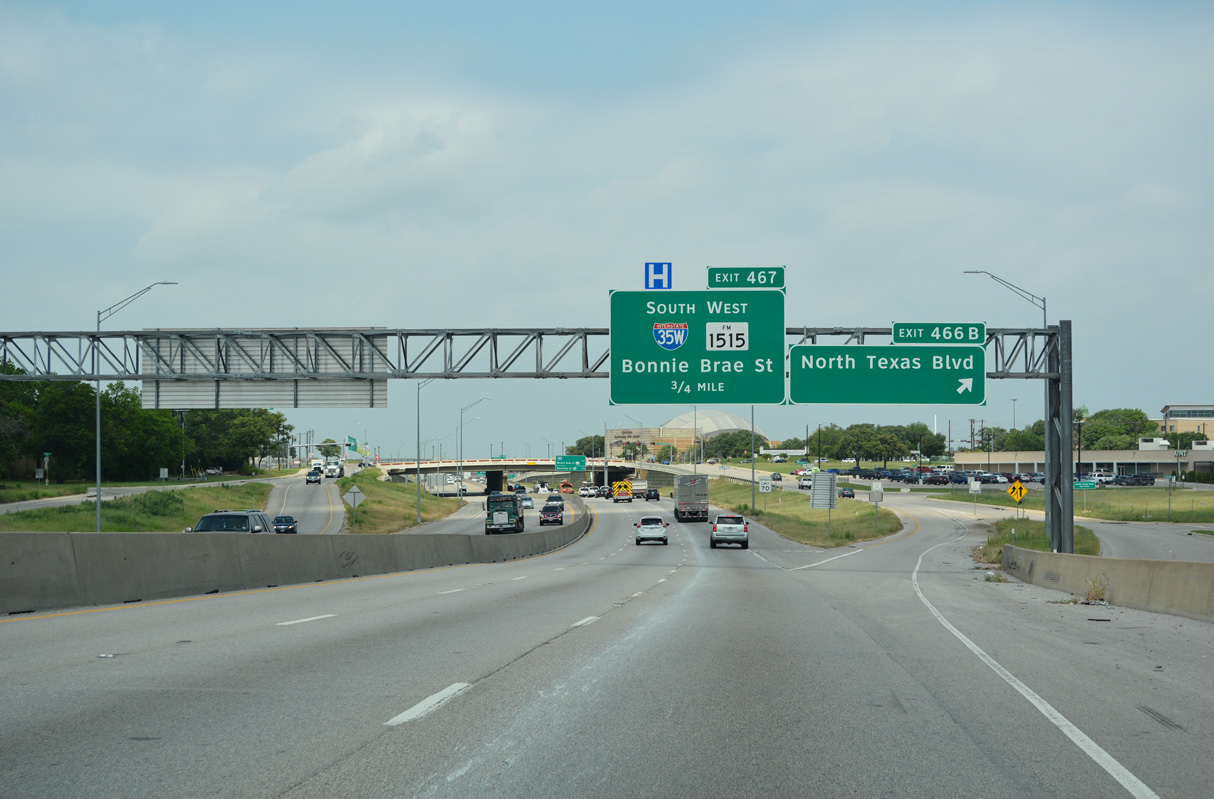 IH 35E north at IH 35/35W - Denton, TX