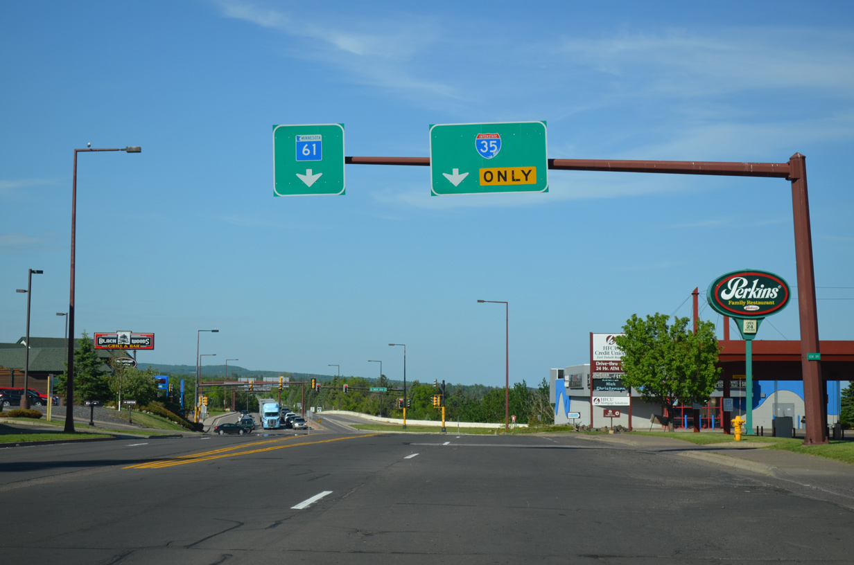 London Rd north at I-35/MN 61 - Duluth, MN