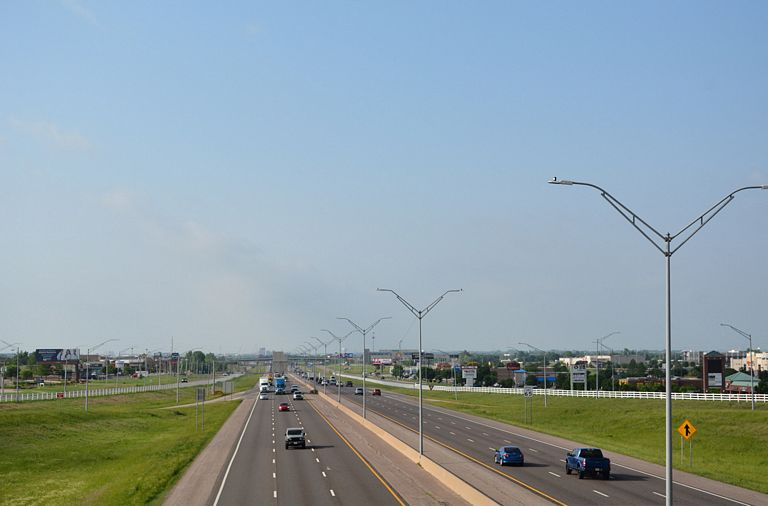 IH 35/US 77 at SW 19th Street - Moore, OK