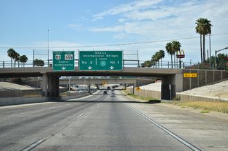 IH 35 south at Santa Ursula Ave - Laredo, TX