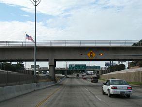 IH 35 south at Santa Ursula Ave - Laredo, TX