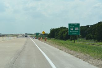 IH 35E south at IH 35/35W - Hillsboro, TX