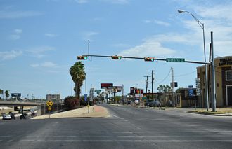 US 83 north at IH 35 - Laredo, TX