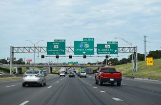 IH 35 south at IH 37/US 281 - San Antonio, TX