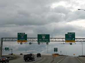 IH 37/US 281 north at IH 35 - San Antonio, TX