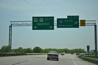 US 41/141 south at I-43 - 2011