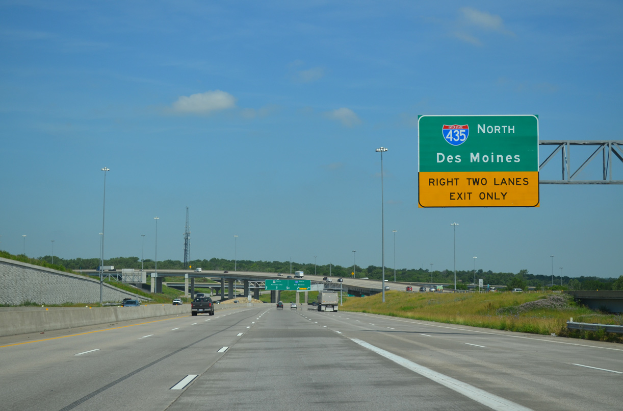 I-49/US 71 north at I-435 - Kansas City, MO