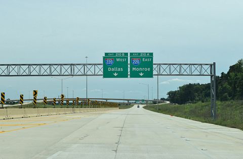 I-49 south at I-220 - Shreveport, LA