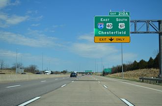 I-70/US 40 east at I-64/US 61 - Wentzville, MO