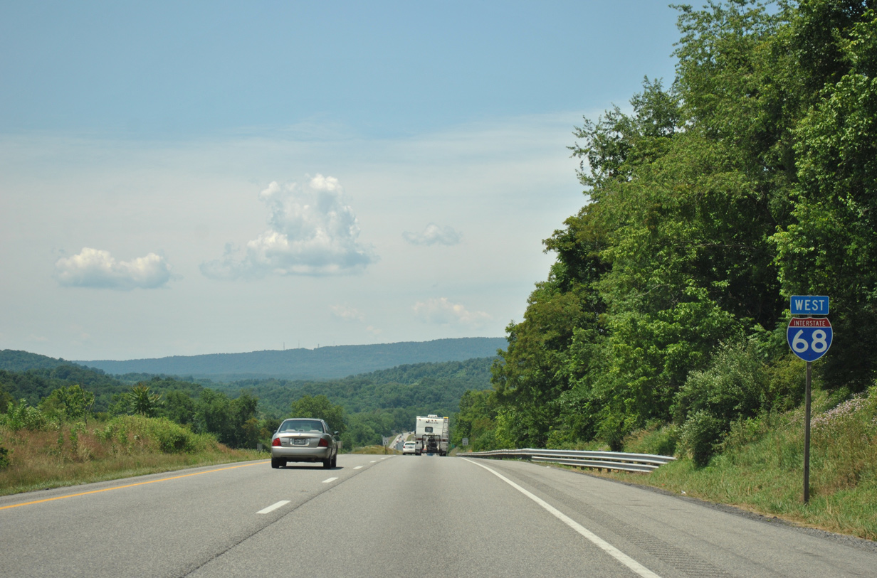 I-68/US 40 west at I-70 - Hancock, MD