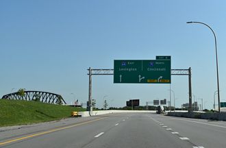 I-64 east at I-65/71 - Louisville, KY