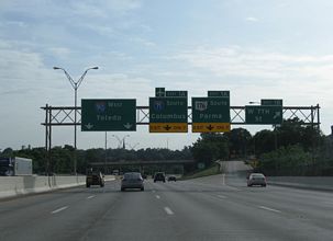 I-490 west at I-71/90 - Cleveland, OH