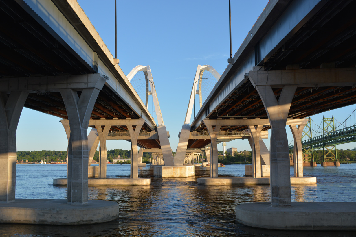 I-74 Mississippi River Bridge - Bettendorf, IA