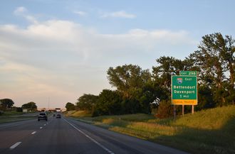 I-80 east at I-74 - Davenport, IA