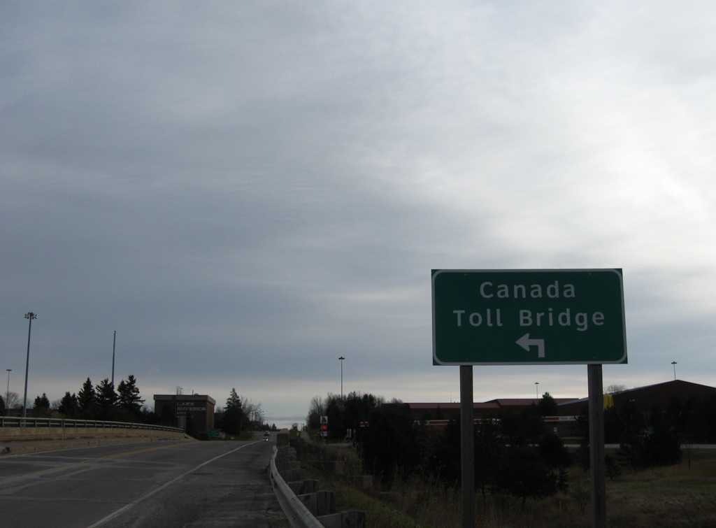 Easterday Av east at I-75 - Sault Ste. Marie, MI
