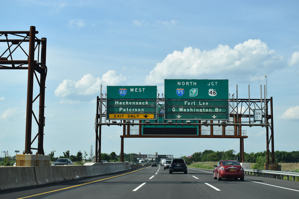 I-95/NJ Tpk East Spur north at I-80 - Ridgefield