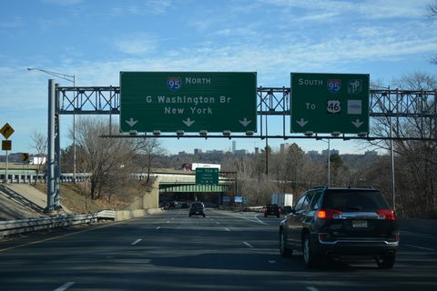 I-80 east at I-95 - Teaneck Twp, NJ