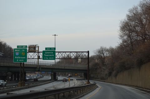 I-95 south at I-80 - Fort Lee, NJ