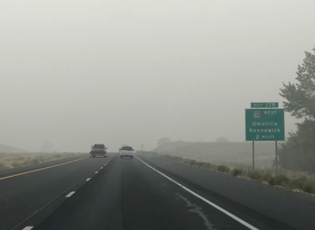 I-84/US 30 west at I-82 - Hermiston, OR