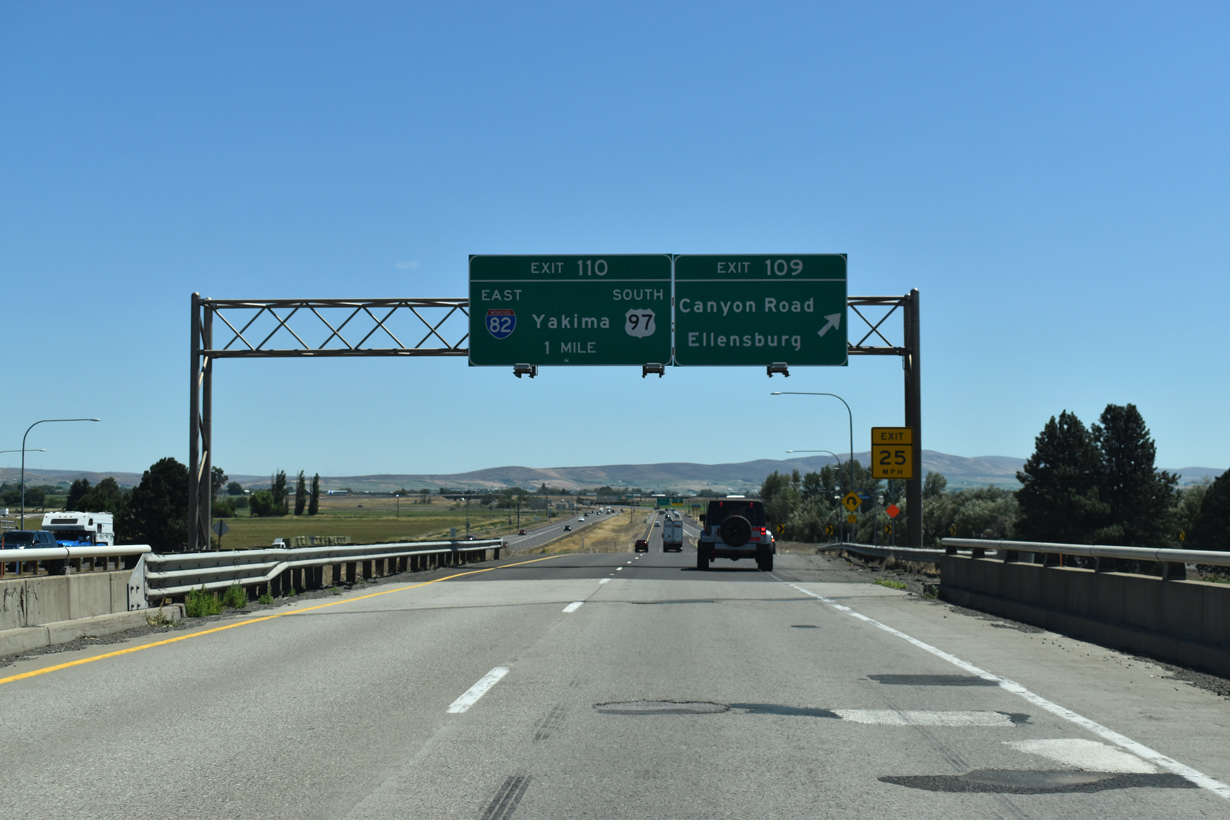I-90/US 97 east one mile from Interstate 82 at Ellensburg, WA