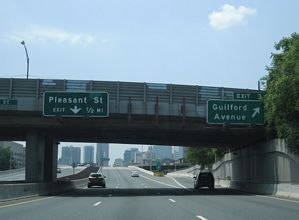 I-83 south at Guilford Av - Baltimore, MD