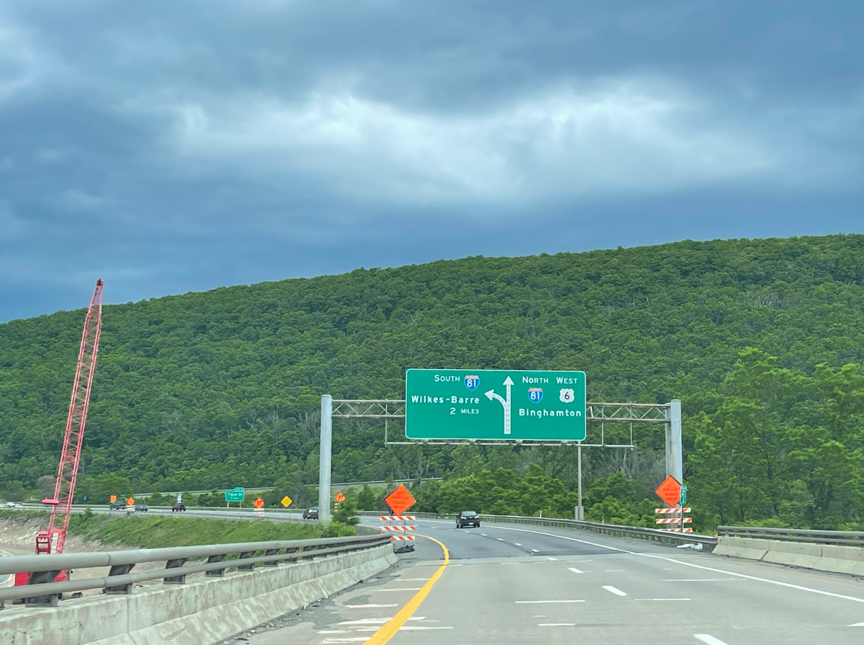 I-84/380 west at I-81/US 6 - Roaring Brook Twp, PA