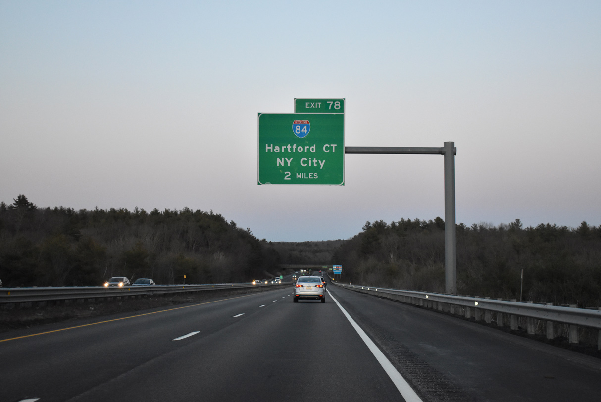 I-90/Mass Pike east at I-84 - Sturbridge, MA