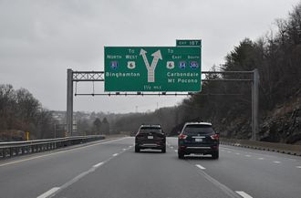 I-81 north at I-84-380/US 6 - Dunmore, PA