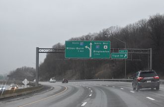 I-84/380 west at I-81/US 6 - Dunmore, PA