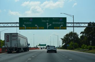 I-85 south at I-65/US 82 - Montgomery, AL