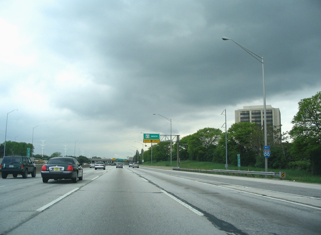 I-88/IL 110 west at IL 83 - Oak Brook