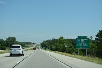 I-80 west at I-88/IL 5-92 - East Moline, IL