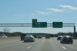 I-95 south enters Canton ahead of Left Exit 26 for I-93/US 1 north.