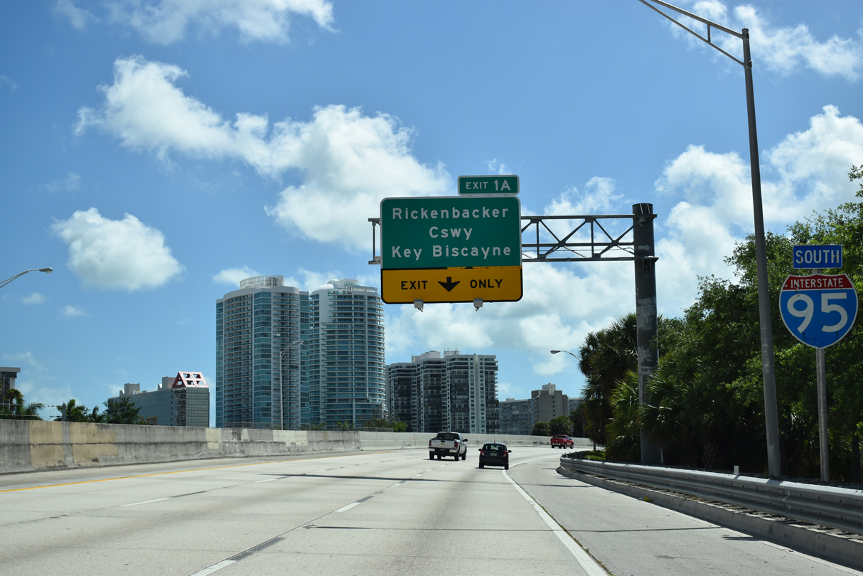 I-95 south at Rickenbacker Cswy - Miami, FL