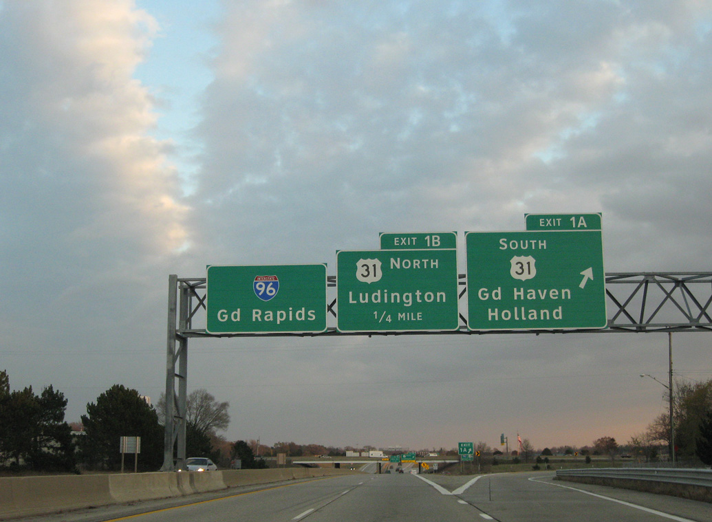 US 31 Business south at I-96/US 31 - Norton Shores, MI
