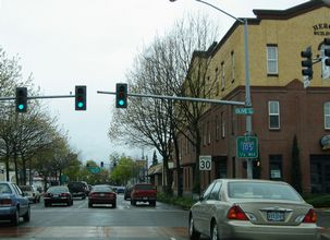 OR 99/126 Business north at I-105 - Eugene